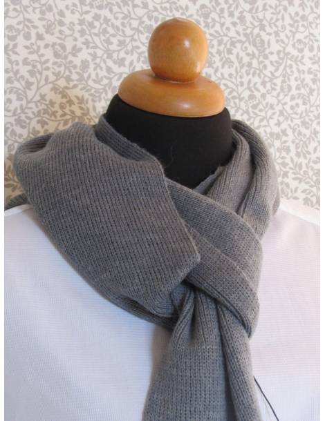 Knitted Scarf - Grey