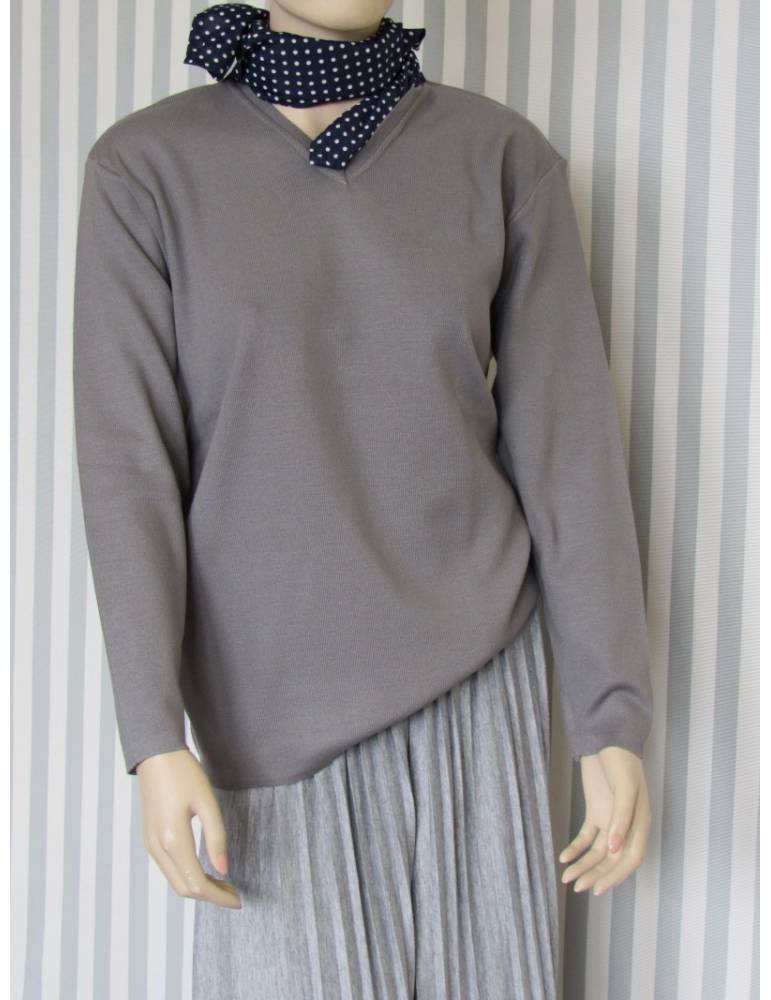 V-neck Knit Blouse - Grey