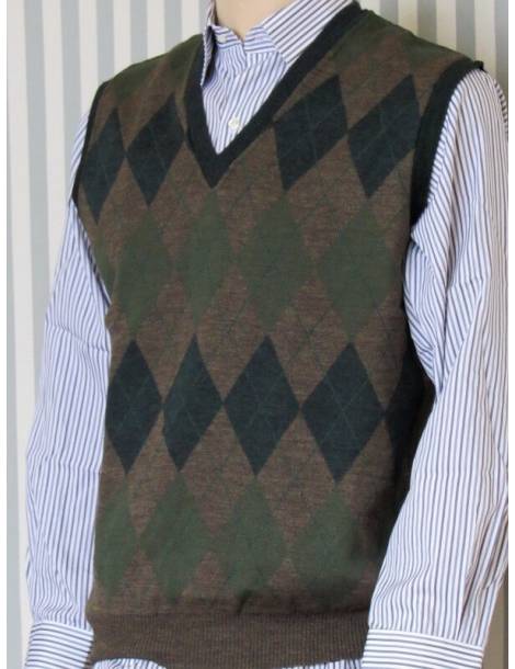 Diamond V- neck sleeveless sweater